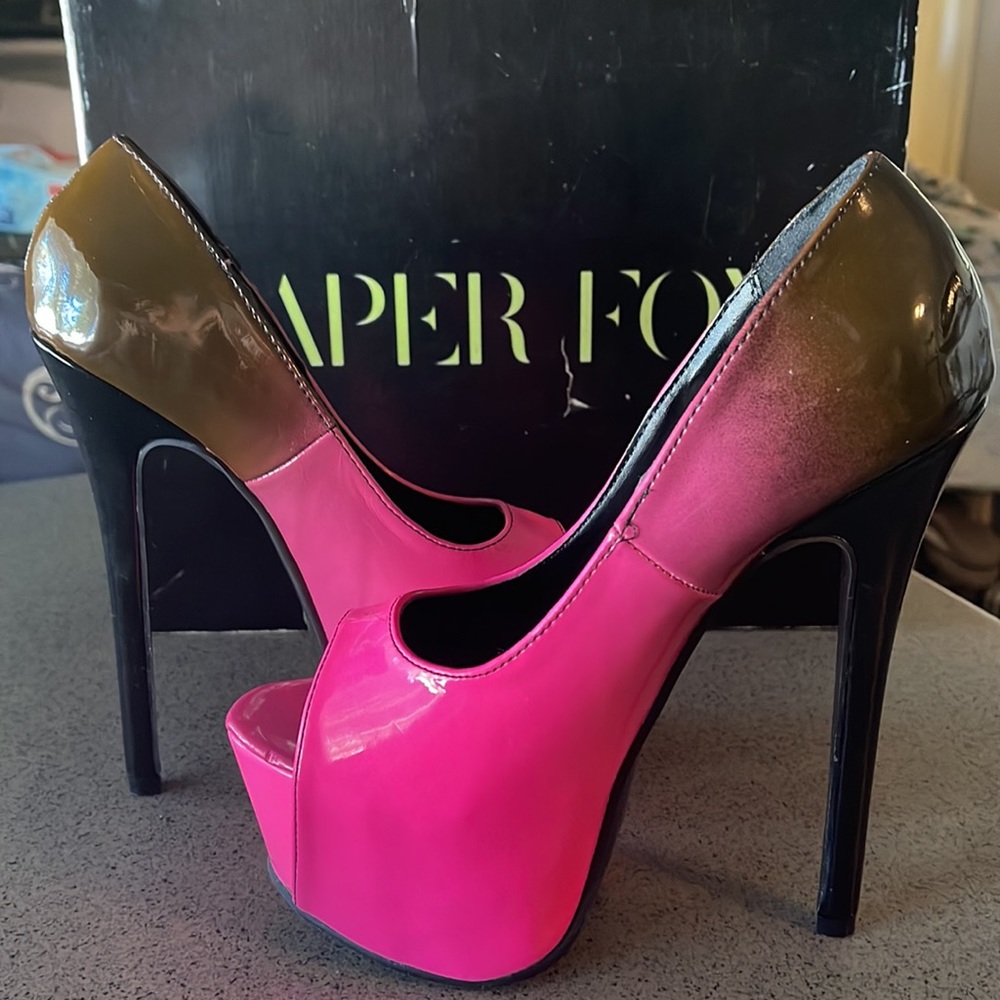 Paper Fox platform heels sz 6